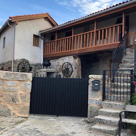 منزل الضيف أورينس  في Casa Andurina المظهر الخارجي الصورة